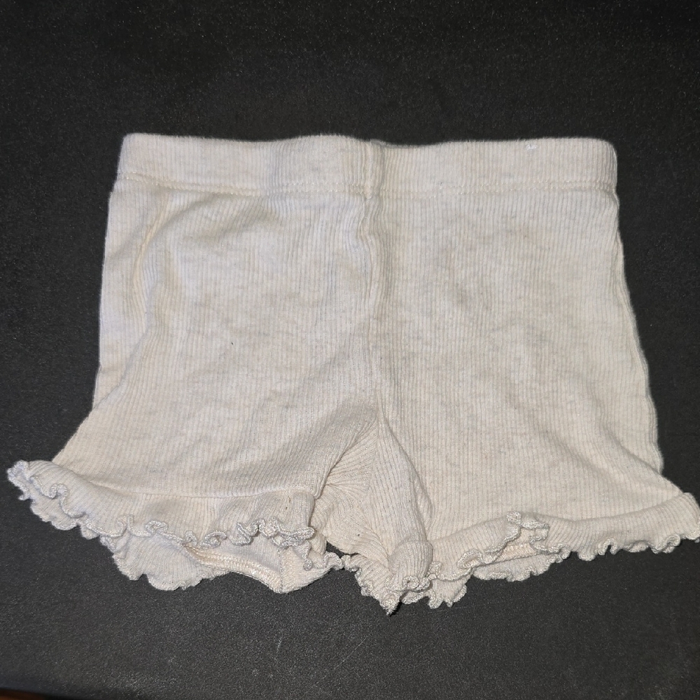 Garanimals Cream Ruffle Hem Shorts